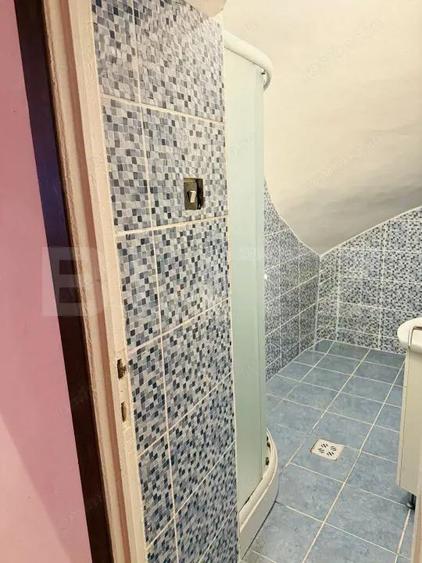 Garsoniera spa?ioasa, tip duplex, in centrul istoric al Bra?ovului - 9