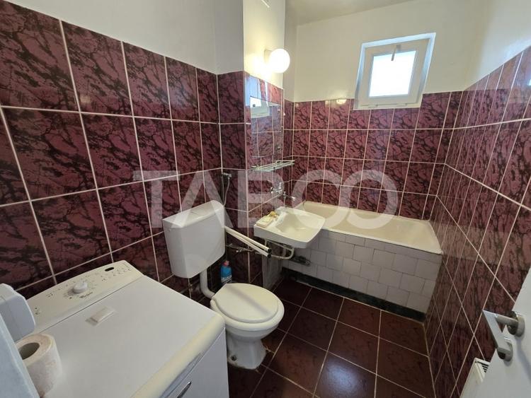 Apartament de vanzare la etaj intermediar 2 renovat balcon Terezian - 4