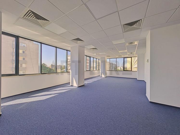 Zero comision, 87-334mp birou Gara de Nord, M. Transporturilor, 3'[M] - 2