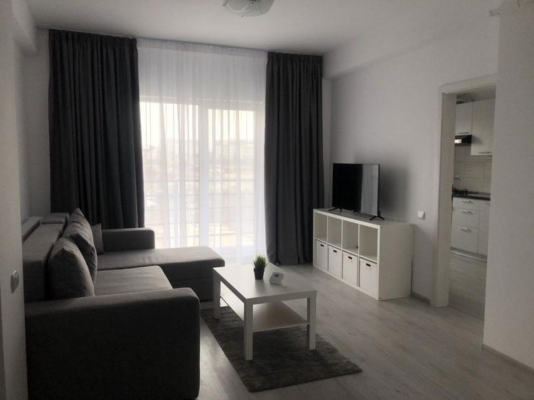 Inchiriez apartament 2 camere + parcare. Bloc nou. Sector 4 - 1