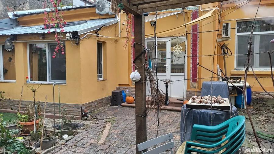 Vand casa caramida zona istorica a Brailei. - 1