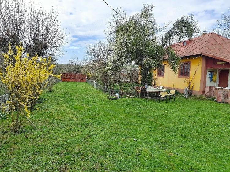 Vand casa cu teren. - 6