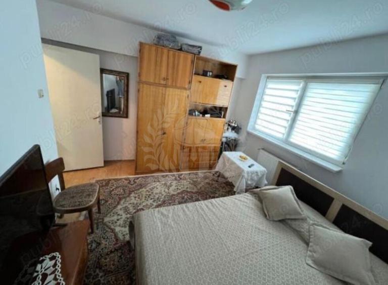 2 CAMERE // BULEVARDUL REPUBLICII // 62 MP - 7