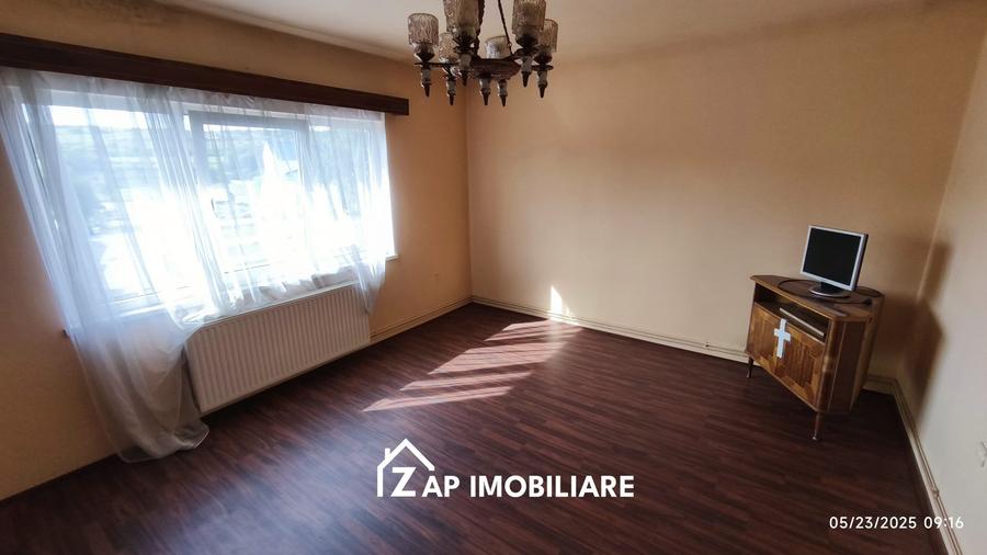 Ap 2 camere 74 mp - cu garaj si curte proprie 300 mp - Budiului - 9