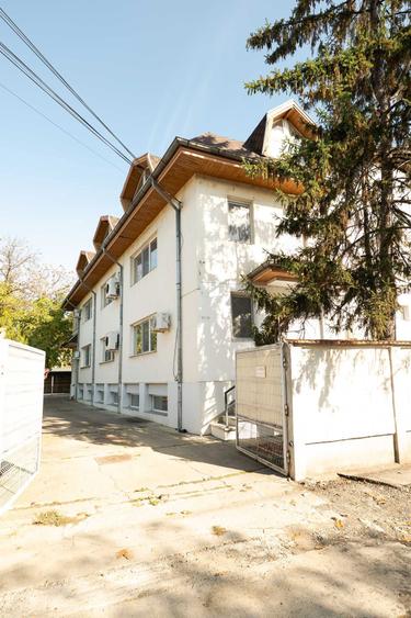 Cladire 510 mp utili, curte 500 mp, 7 locuri parcare - 8