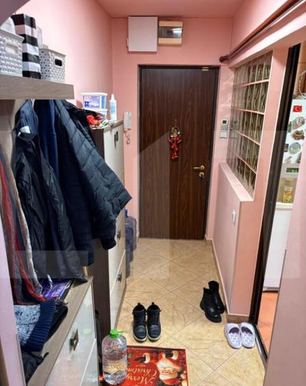 De vanzare - apartament 3 camere Giule?ti - 6