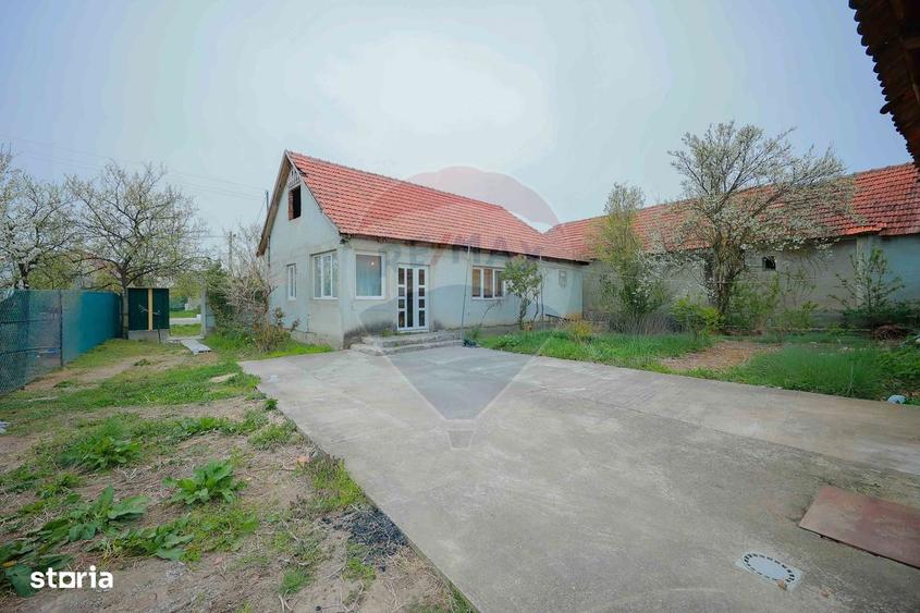 De vanzare teren 2.440 mp cu casa, asfalt ?i utilita?i Alparea - 7