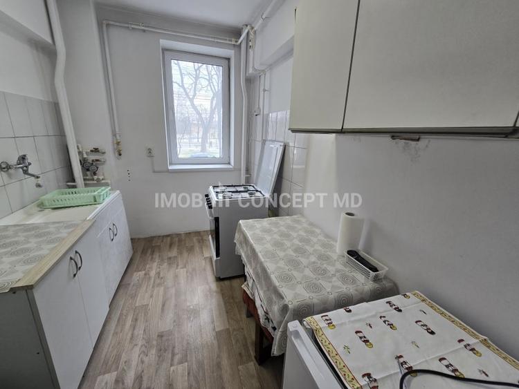 VANZARE PARTER cu 2 camere PE BULEVARD, in Ploiesti - 12