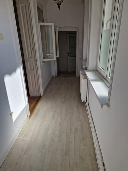 Inchiriez casa spatiu comercial la intrarea in Piata Centrala Craiova - 1
