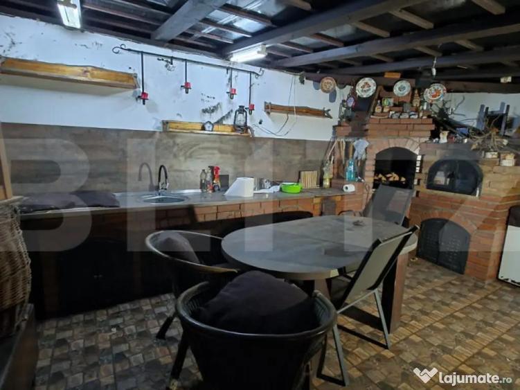 Oportunitate - Casa in zona centrala - 8