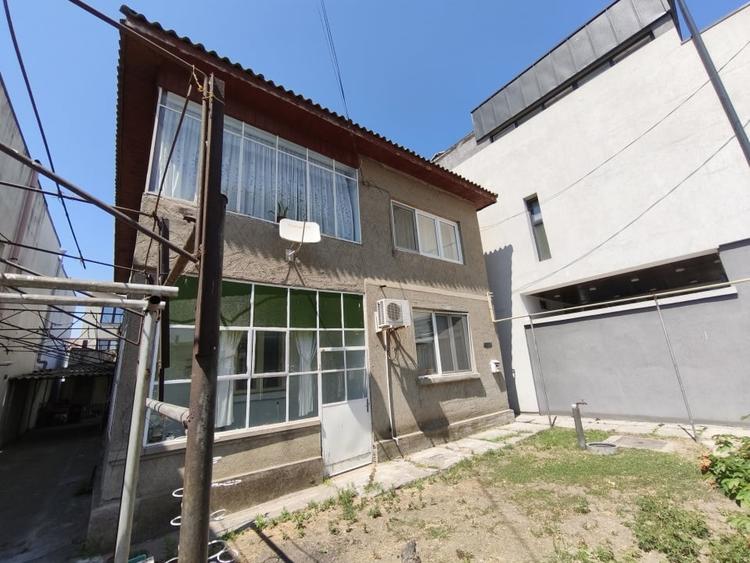 Exclusivitate Vanzare Cladire S+P+1 Faleza Nord cu teren 338 mp. - 24