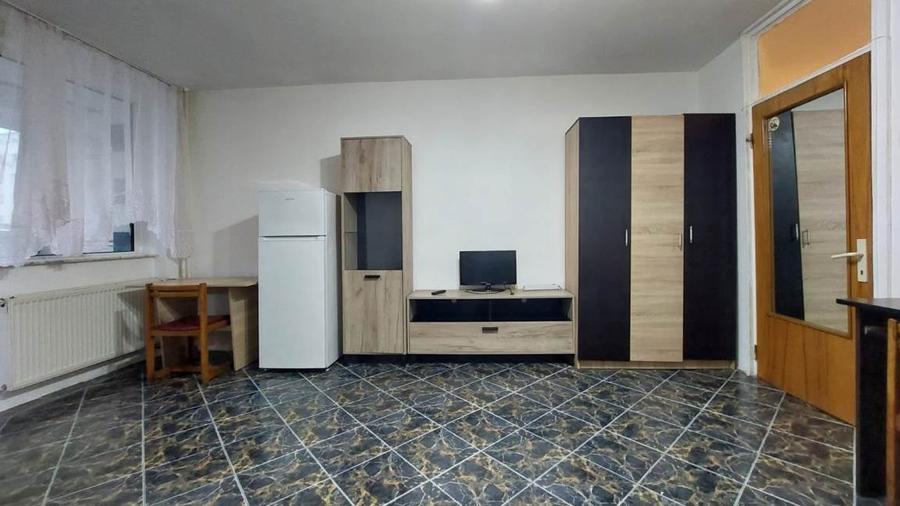 Garsoniera 32 mp 1980 metrou Iancului - 1