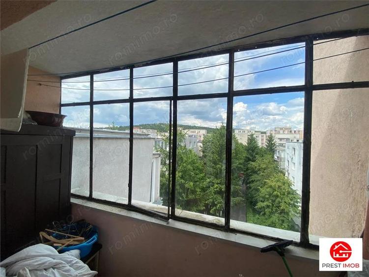 Apartament cu 3 camere de vanzare in Tudor - 6