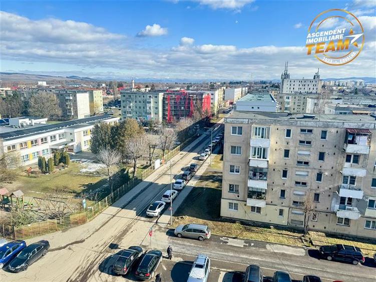 Film! Apartament cu 3 camere, decomandat, Ciucului, Sfantu Gheorghe - 2