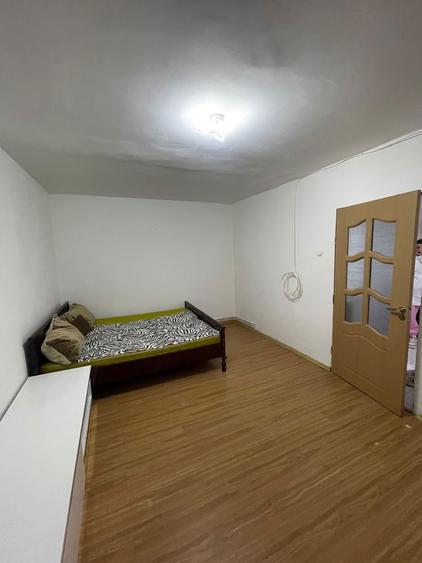 Inchiriez garsoneira - 5