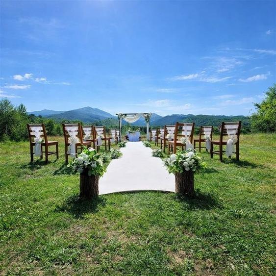 FILM! Resedinte montane,mobilate,echipate, jacuzzi,piscina,pretios areal,Sambata - 1