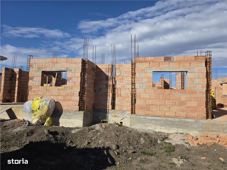 0% COMISION de - Duplex separat prin dressing - 140 m2 utili - toate u - 2