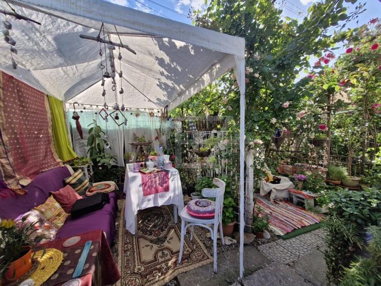 Casa batraneasca cu 3 camere in spatele stadionului Olimpia din Vitan - 5