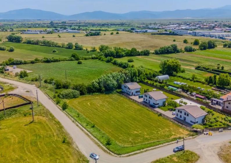 Teren 1,650mp Harman / Strada Andrei Saguna - 2