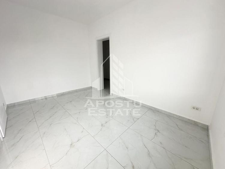 Duplex cu 5 camere, despartit prin camera tehnica, finalizat la asfalt - 14