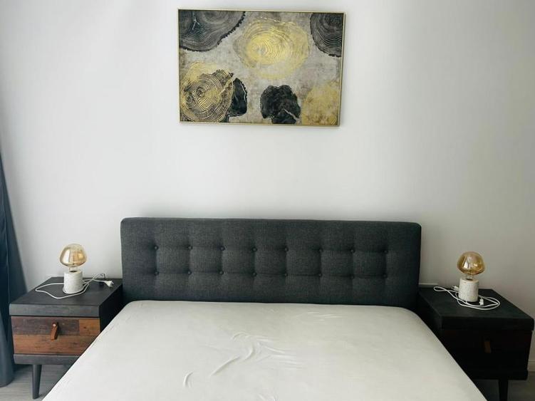 vanzare 2 camere lux. parcare inclusa  Core Timpuri Noi - 1