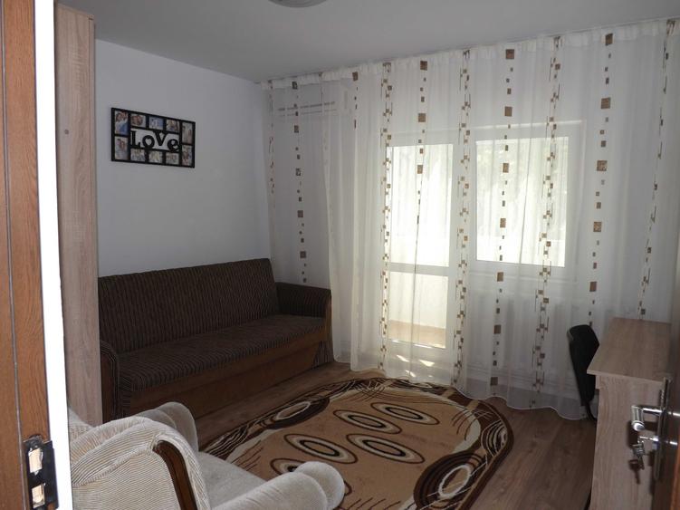 OANCEA-TATARASI-ap.2camere,65mp,mobilat si utilat,et.2/8,1986,decomandat! - 5