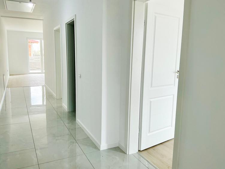 Dezvoltator: Rafinament pe Parter în Cartier Privat - 5