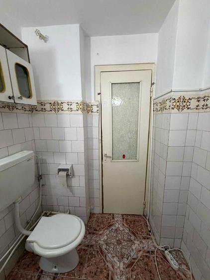 Proprietar, vand apartament cu 2 camere, decomandat, etaj 4, 1982, zona Radu Negru ( Sebesului ) - 1