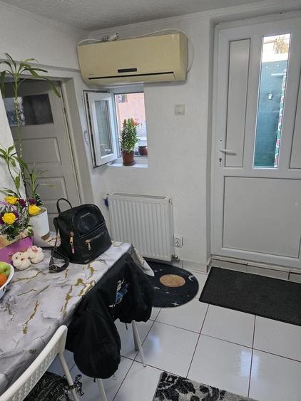 Casa la curte mobilata - 4