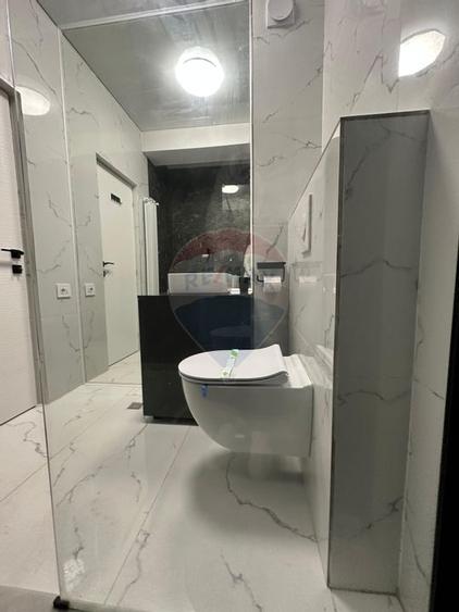 Apartament cu 2 camere de inchiriat Mamaia nord prima linie la mare - 14