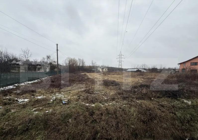 Teren intravilan, 1.049 mp, zona Priseaca - 2