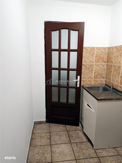 Apartament 2 camere ultracentral in Moldova Noua - 1