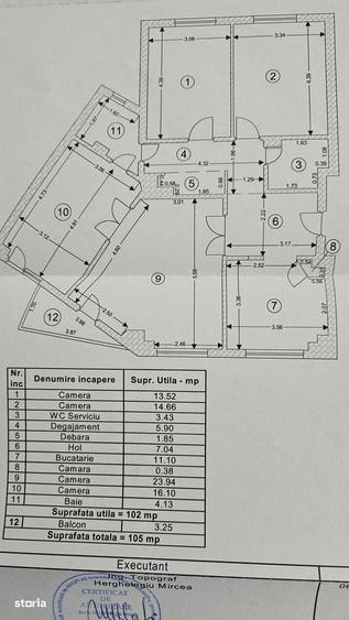 Apartament cu 4 camere decomandat în Noua