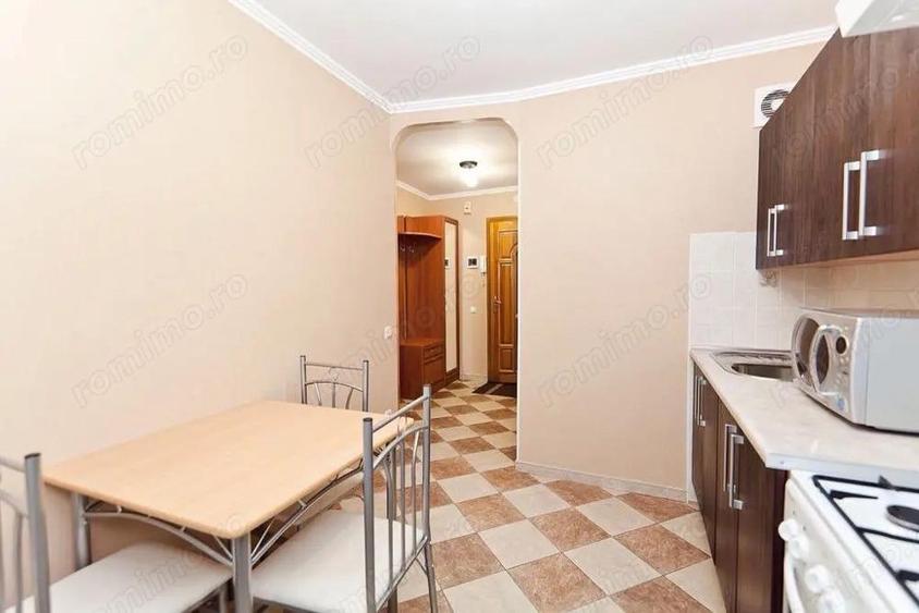 De vanzare apartament cu o camera in zona Circumvalatiunii - 1
