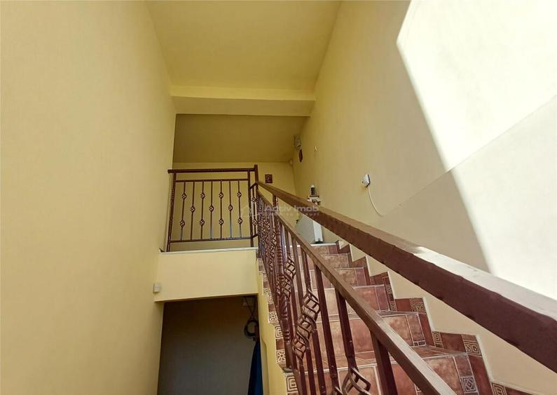 5 camere - 3 bai - 200 mp utili - teren 920 mp - Domnesti - - 15