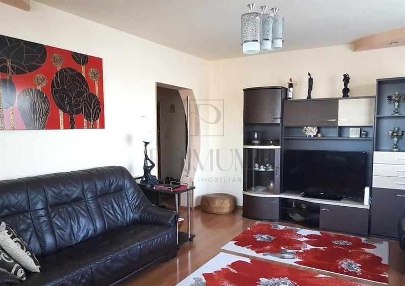 PUNCTELE CARDINALE - BLOC IZOLAT - 3 CAMERE - 2 BAI - CENTRALA PROPRIE - CLIMA - - 1