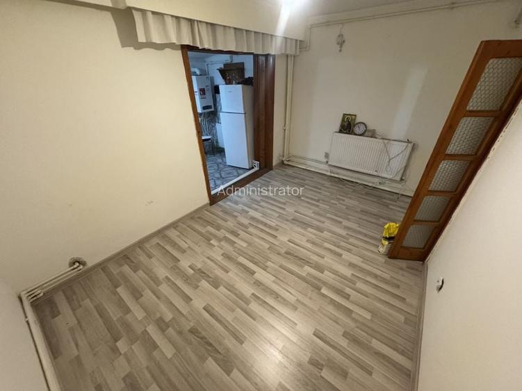 Garsoniera zona Tomis Nord