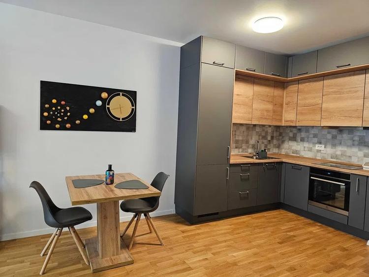 Apartament langa Piata Victoriei, complex Paltim - 5