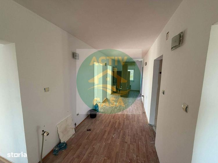 Casa de vanzare,zona Sabaoani - 4