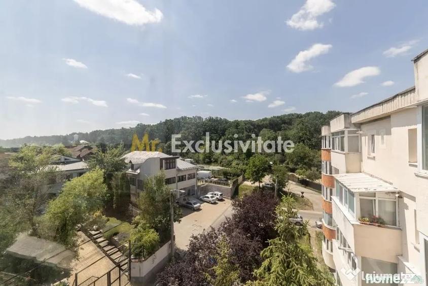 Apartament cu 3 camere decomandat în Găvana