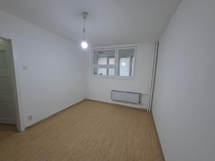 Obor,Mihai Bravu langa Primaria Sectorului 2 - 9