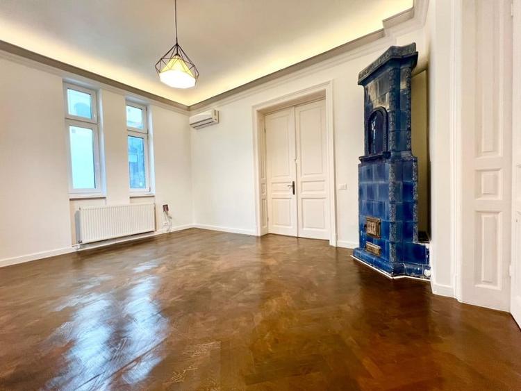 SPATIU DEOSEBIT VILA / PARTIAL MOBILAT SI UTILAT - 17