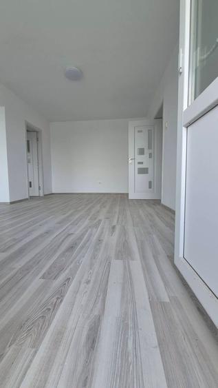 Apartament 3 camere Onesti. Super Pret! - 2