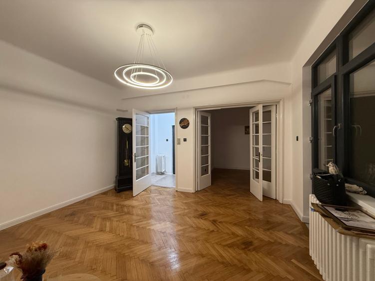 Apartament cu 3 camere situat pe Str. Maria Rosetti - 2