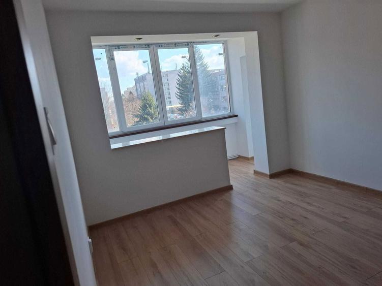 De inchiriat Apartament 2 camere, piata Dacia - 1