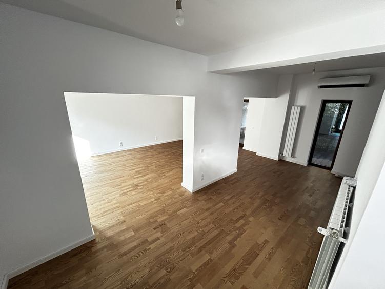 Ion Mihalache, Aviatorilor, Arcul de Triumf - 16