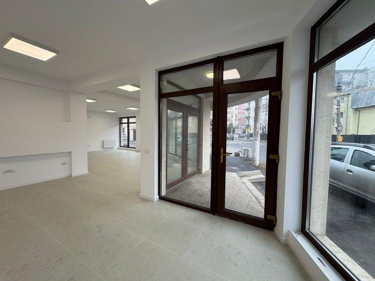 Spațiu Comercial Stradal | 59,1 mp | Clădire Nouă 2025 | Intersecție cu Trafic I - 5