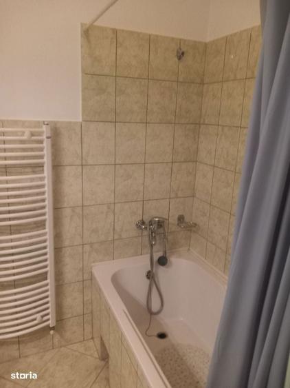 Casa cu etaj,cu garaj, D+P+E+M,611 mp, teren 371 mp,Central - 14