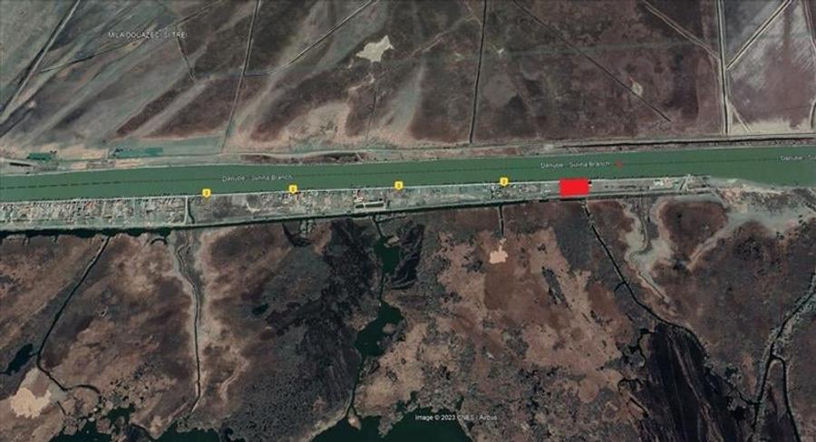 Teren intravilan de vanzare in localitatea Crisan Delta Dunarii - 1