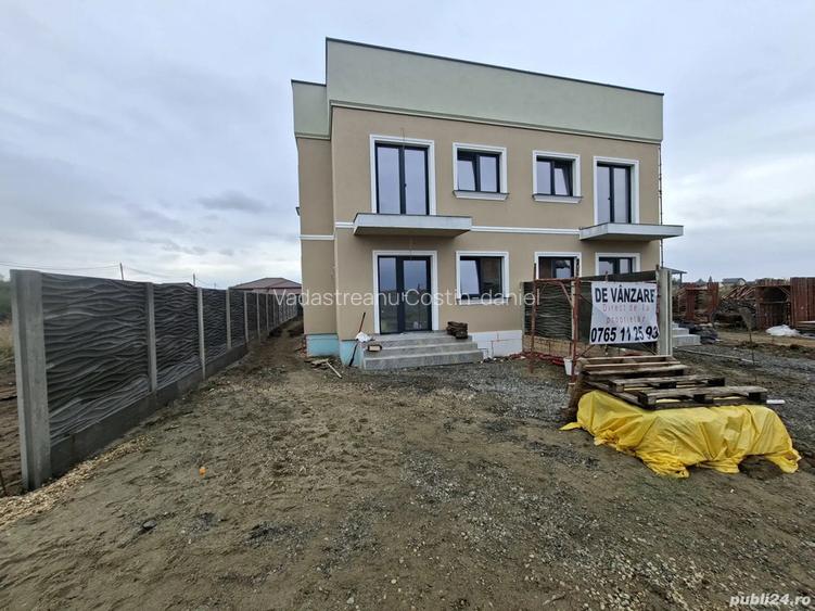 Duplex modern de vanzare